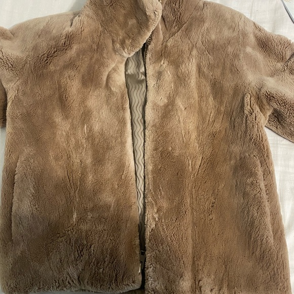 Faux fur coat - Picture 1 of 5